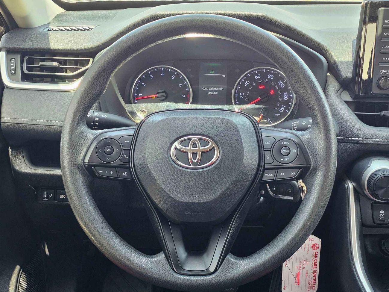 تويوتا راف ٤ LE/ LEATHER SEATS/ RIMS/ DVD CAMERA/ E BRAKE/ RADAR/ 861 MONTHLY / LOT#005417