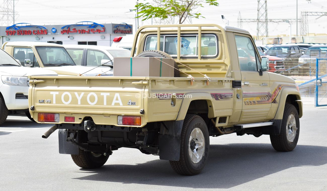 Toyota Land Cruiser Pick Up LX V6