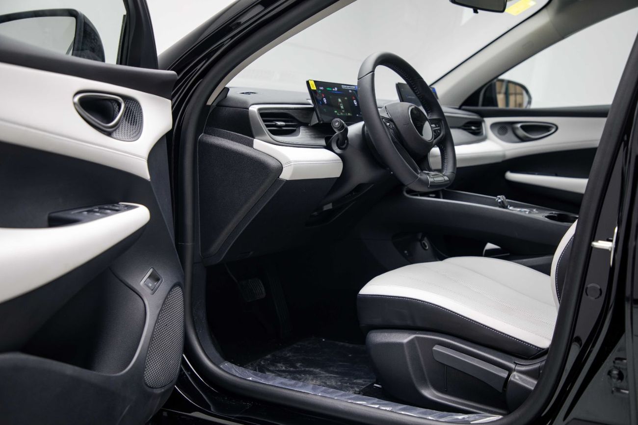 بي واي دي سيل 05 DM-i ID Luxury 1.5L - Black Inside Grey | Export Only