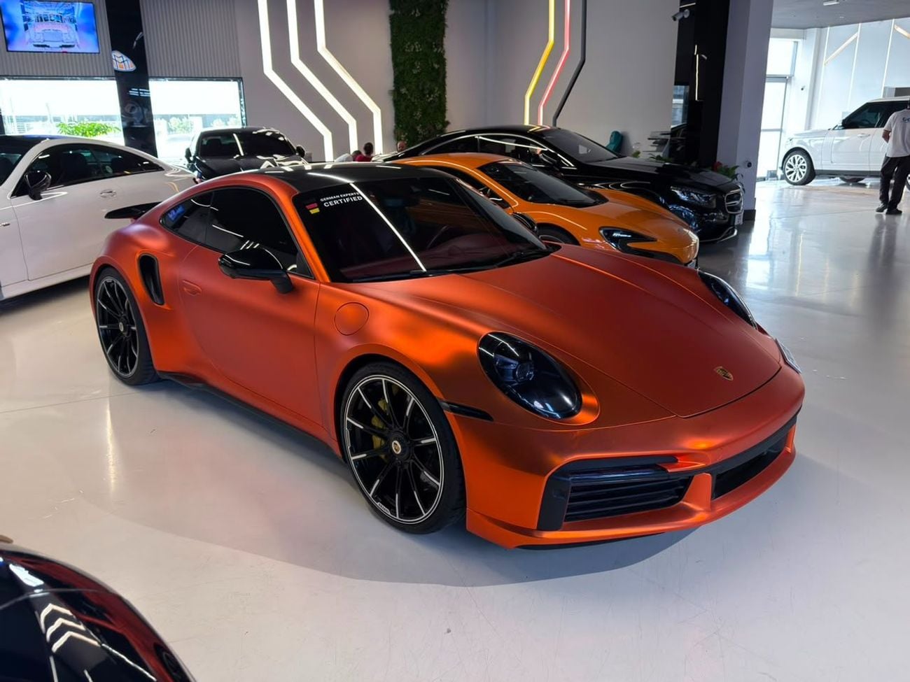 بورش 911 TURBO S 2022 Porsche 911 Turbo S | Warranty and Service Included  | Low mileage