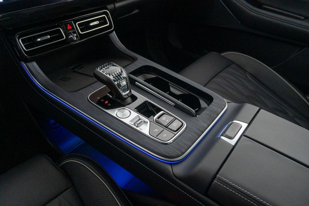 جي إي سي GS 8 2025 GAC GS8 320T 4WD / 7-Seater / GAC Warranty / Delivery Mileage