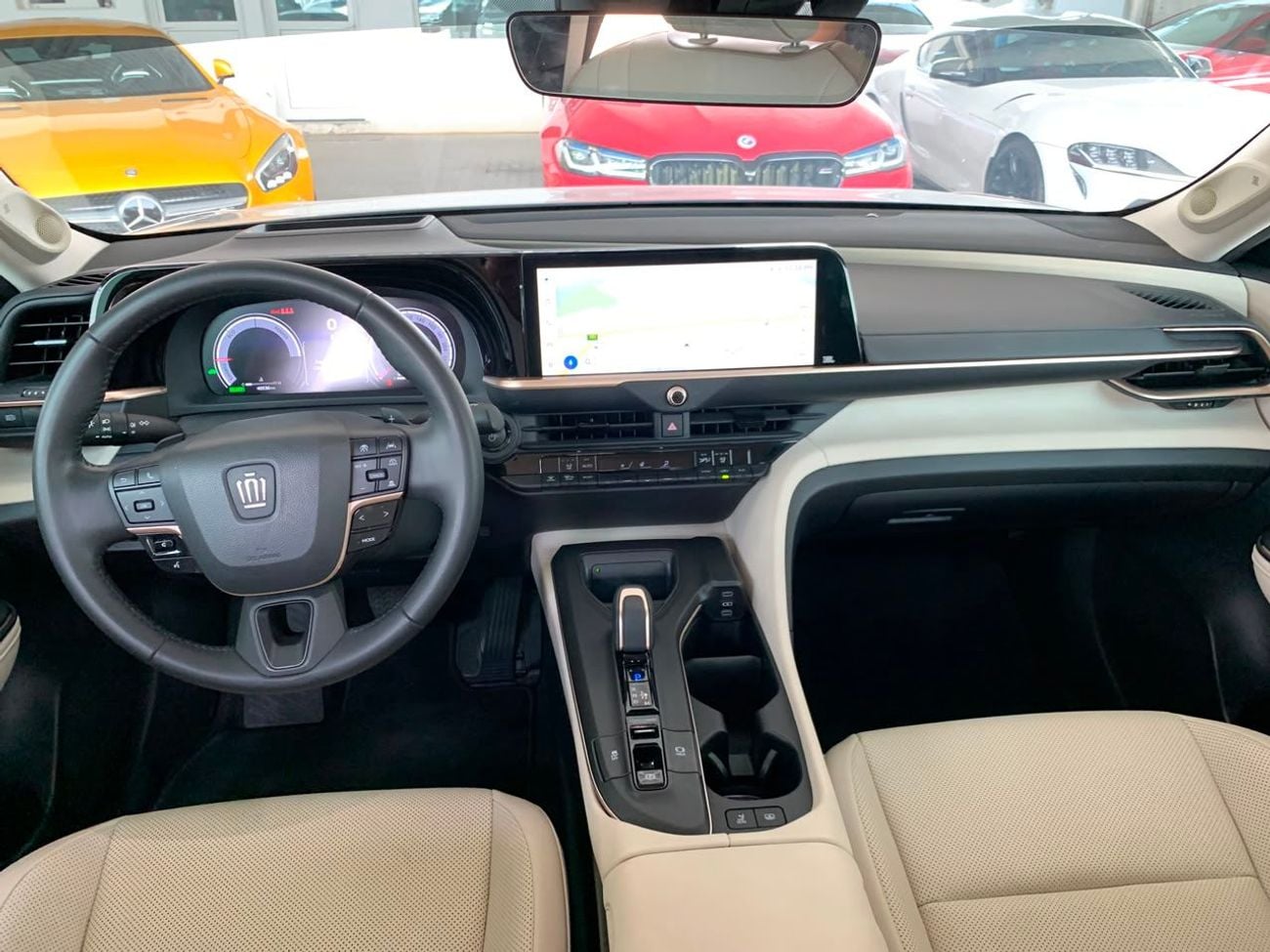 Toyota Crown PLATINUM