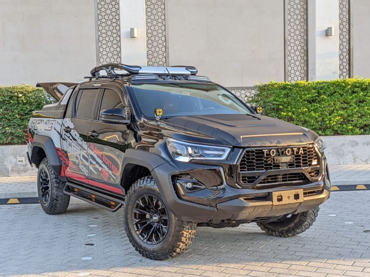 Toyota Hilux ADVENTURE