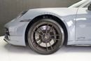 بورش 911 Carrera GTS 3.0L (450 HP) Convertible