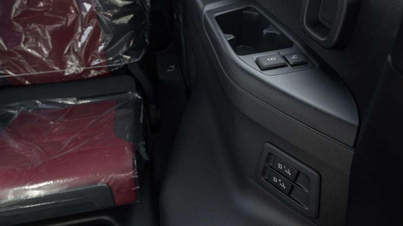 تويوتا لاند كروزر GR SPORT TOYOTA LANDCRUISER 3.3 GRS -2026YM