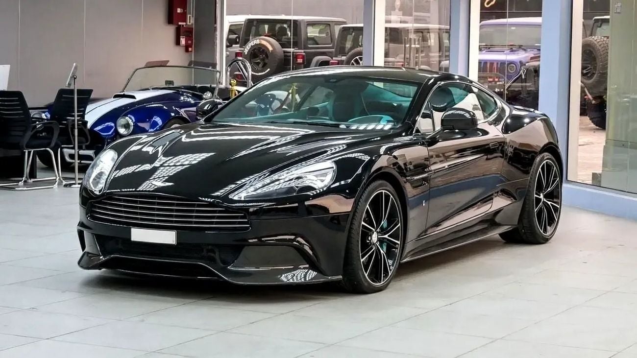 Aston Martin Vanquish STANDARD Aston Martin Vanquish 2014 GCC specs