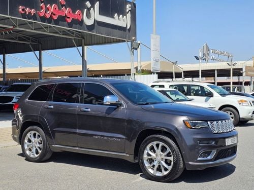 Jeep Cherokee Jeep Cherokee Summit 2019   5.7L  8 cylinder
