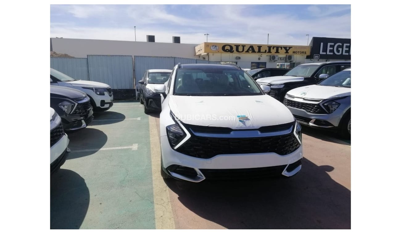 كيا سبورتيج SUN ROOF  BUSH START - REMOTE START ENGINE -SCREEN CAMERA