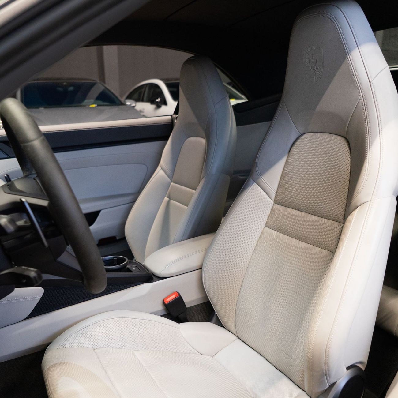 Porsche 911 Carrera GTS 3.0L (475 HP) Convertible AED 12,265 pm  • 0% Downpayment • Porsche 911 Carrera GTS • Ag