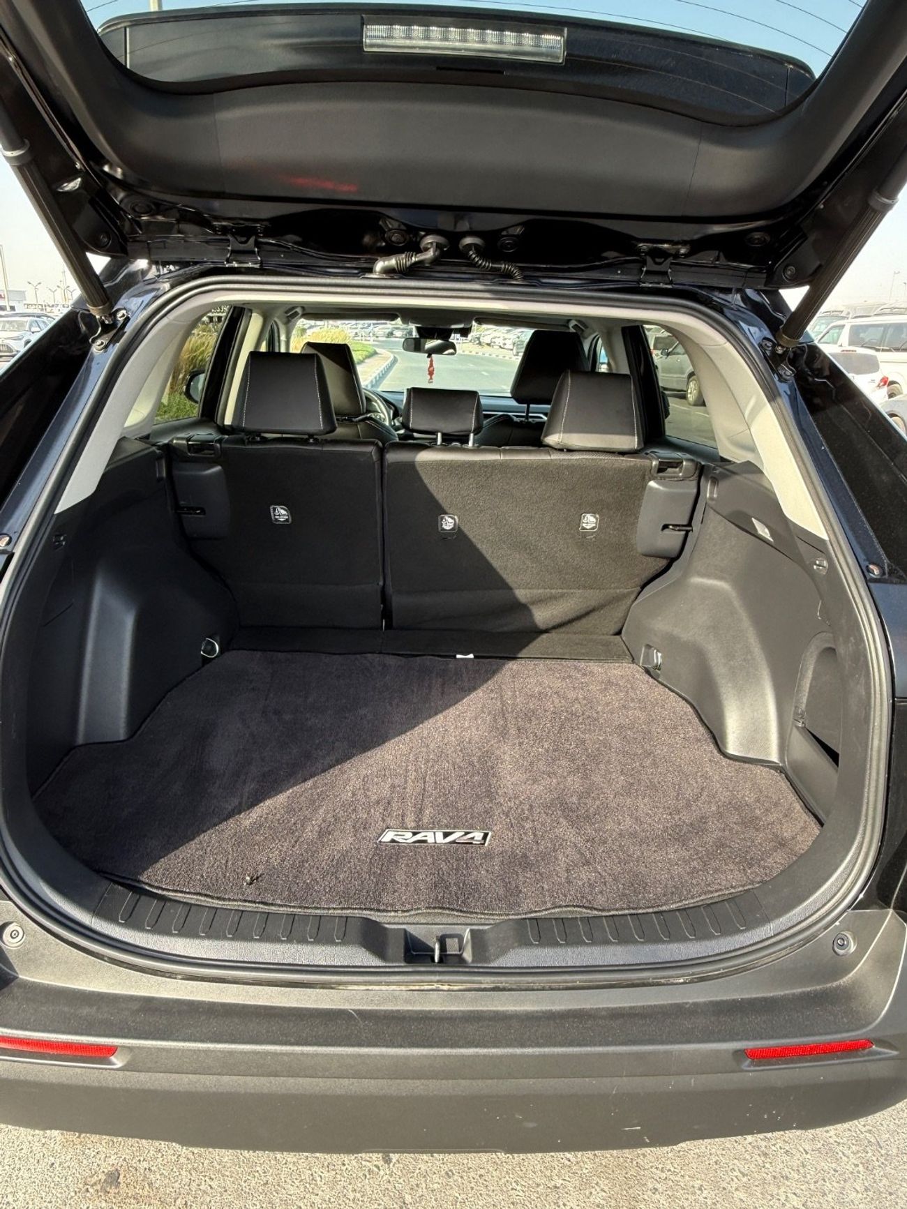 تويوتا راف ٤ RAV4 Xle Hybrid 4x4 AWD