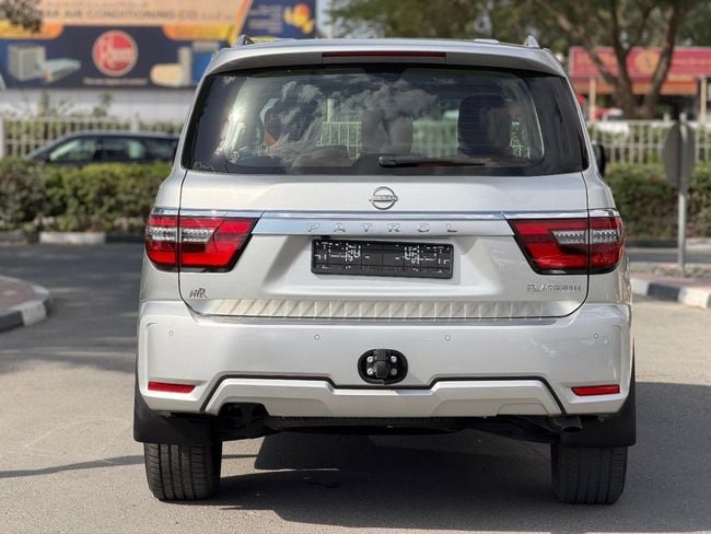 Nissan Patrol SE PLATINUM CITY, миниатюра 24