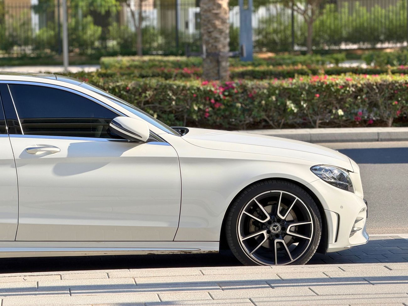 مرسيدس بنز C 200 