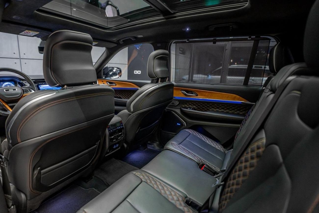 Jeep Grand Cherokee Summit Reserve 5.7L