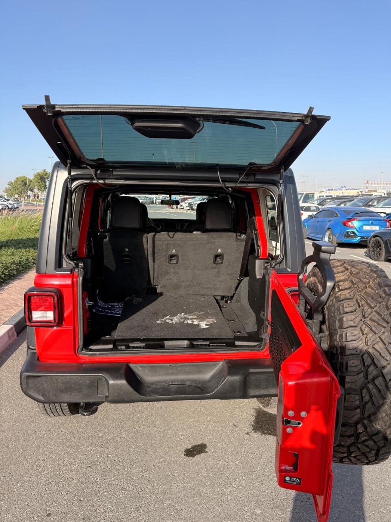 Jeep Wrangler Unlimited Sport S 2.0L A/T