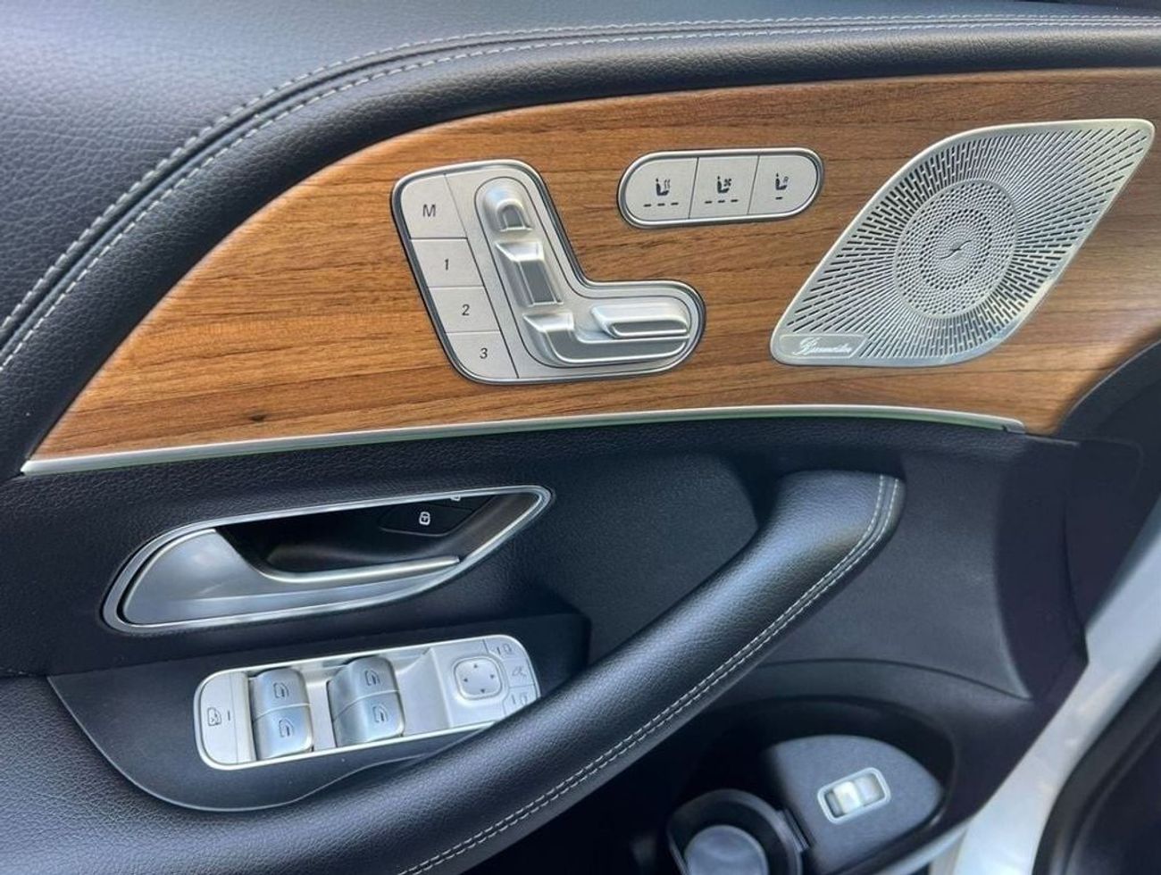 Mercedes-Benz GLE 450 2019 Mercedes Benz GLE450 4Matic - 3.0L V6 - Intercooled Turbo - 360* CAM - HUD - Japanese Spec