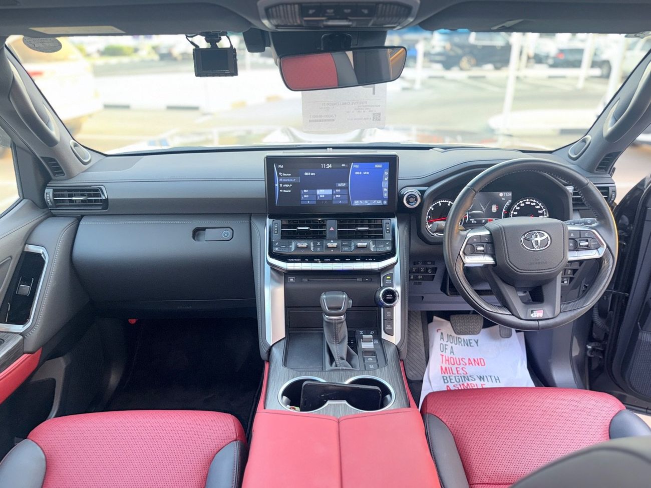 تويوتا لاند كروزر Lc300 Toyota Landcruiser 2023 RHD diesel engine