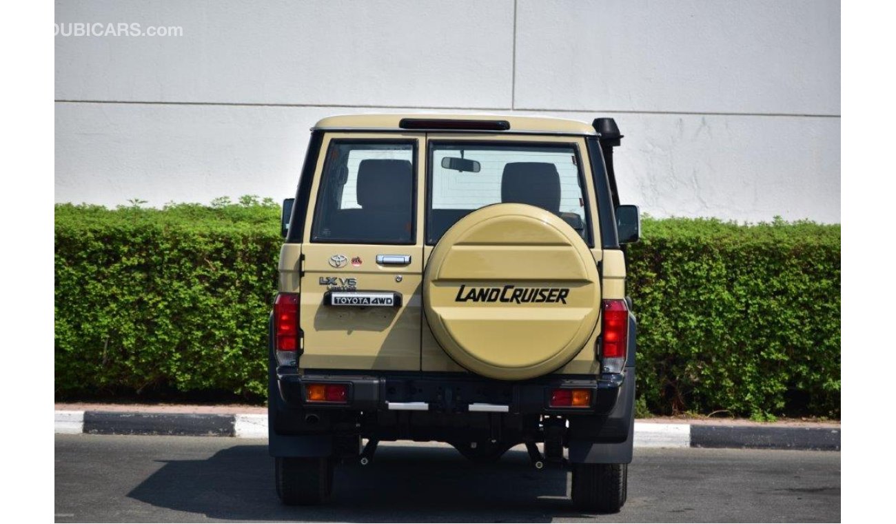 تويوتا لاند كروزر هارد توب 2022 MODEL TOYOTA LAND CRUISER 76 HARDTOP LIMTED LX V6 4.0L PETROL  MANUAL TRANSMISSION  - 70TH ANNI