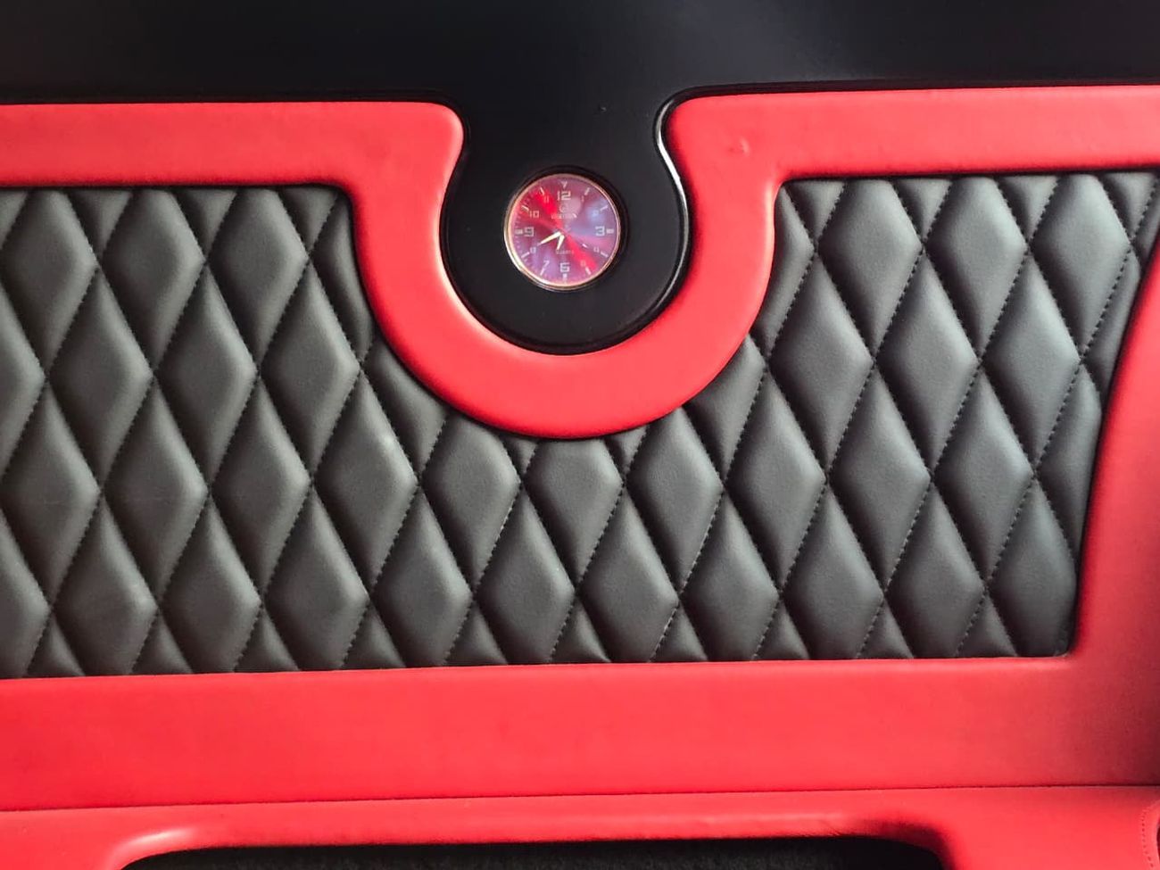 Mercedes-Benz Sprinter MERCEDES SPRINTER 2015 GCC  // VIP SEATS // GOOD CONDITION // TV // FULL OPITION