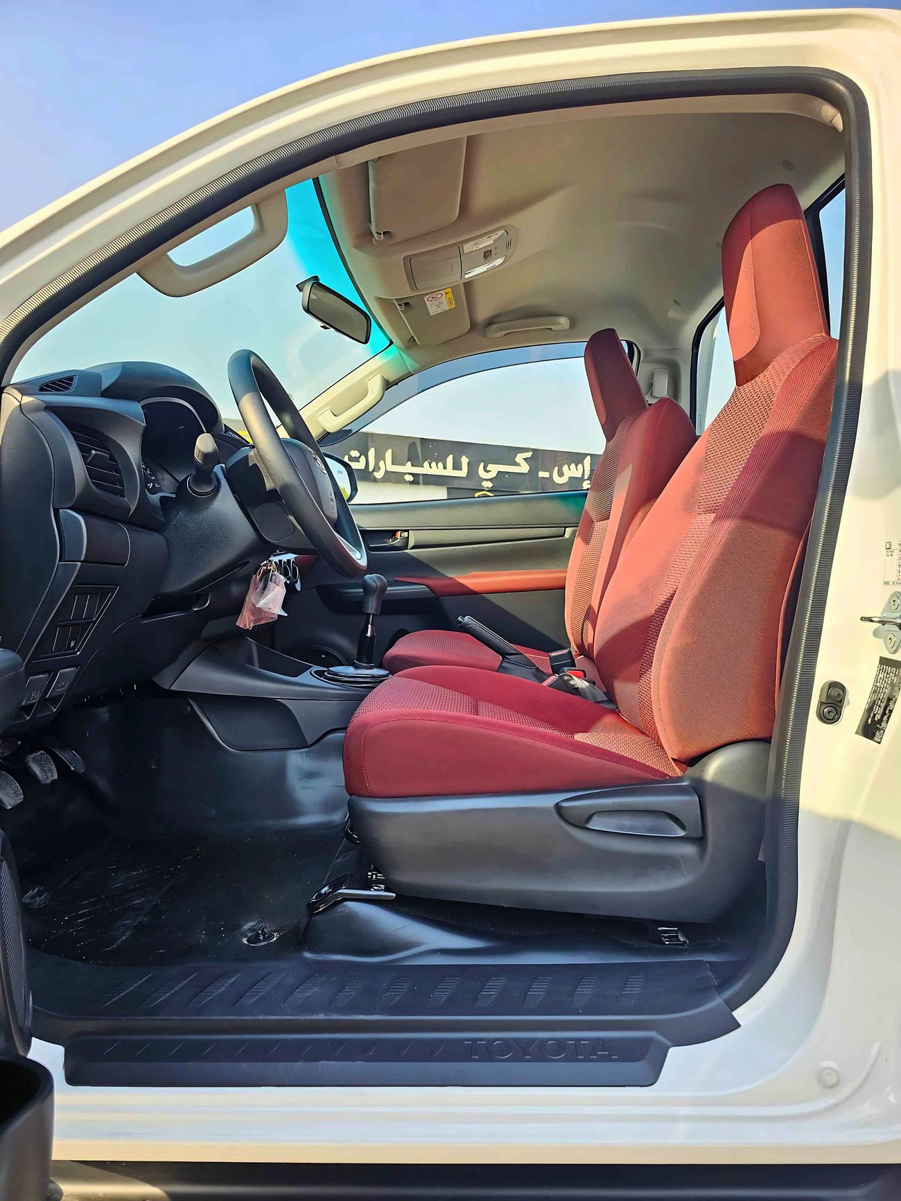 تويوتا هيلوكس SINGLE CABIN | 5+2 HOOKS LONG BODY | 2.4L DIESEL M/T | 4WD | POWER WINDOWS /CODE#DMSC