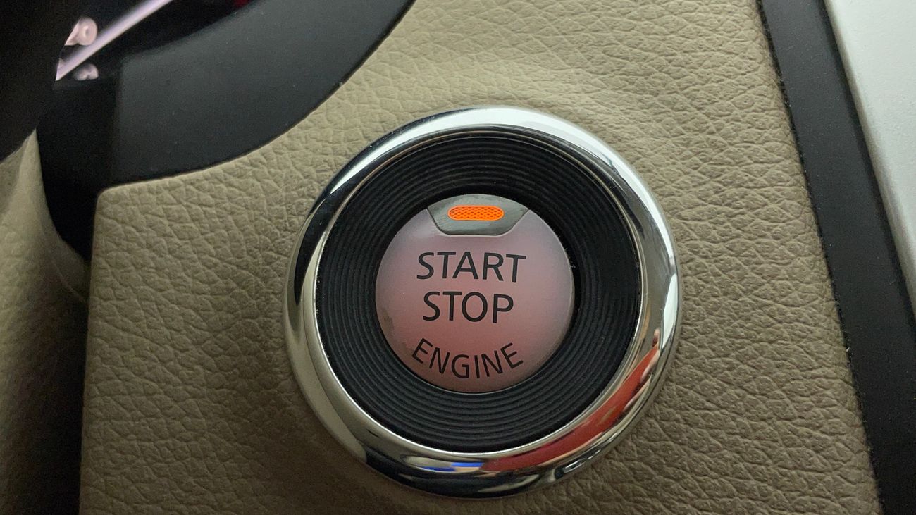 نيسان ألتيما SV 2.5 | بدون دفعة مقدمة | اختبار قيادة مجاني للمنزل