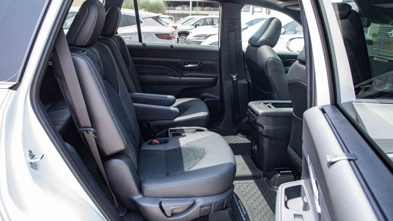 Toyota Grand Highlander PLATINUM | 2026 | Local Price