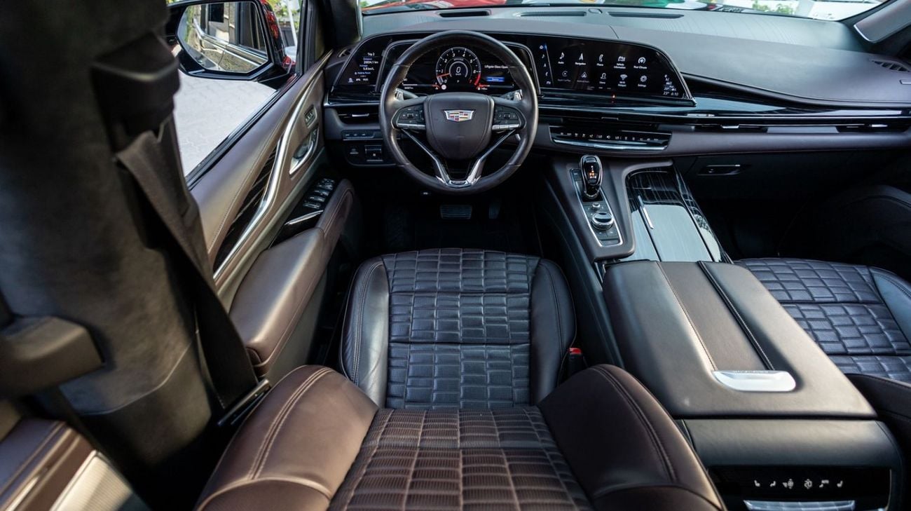 Cadillac Escalade Escalade-V 6.2L 2023 Cadillac Escalade V-Series GCC | Agency Warranty | Service Contract