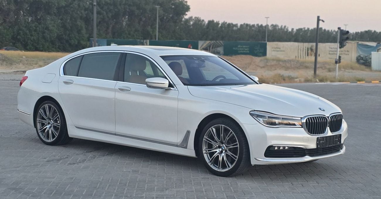 بي أم دبليو 730Li