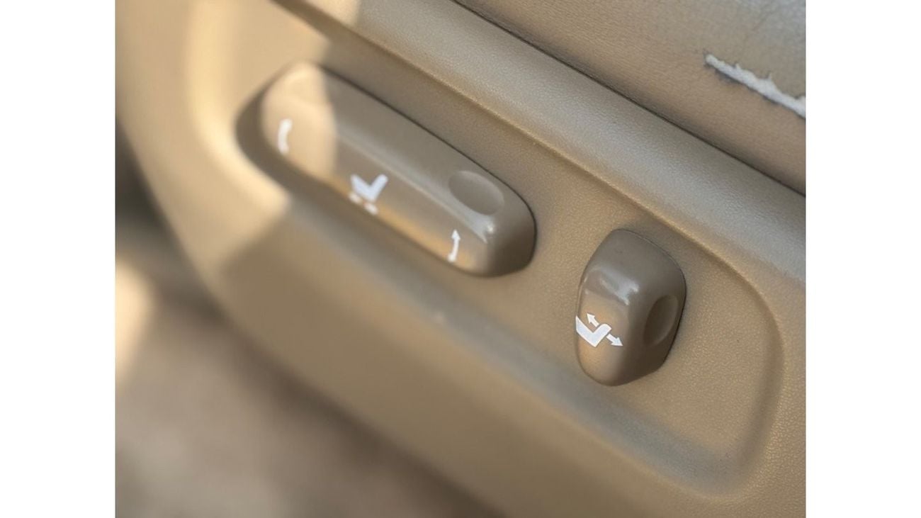 تويوتا لاند كروزر 5.7 update 2021