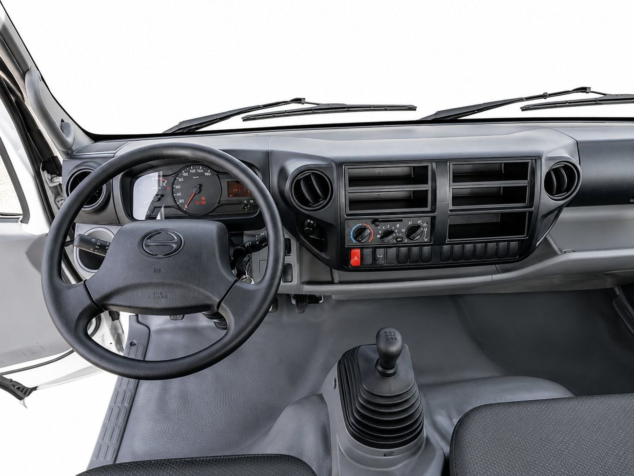 Hino 300 3711 ECTAI0024 - 2026 Hino 300 3711 SC - European Specs