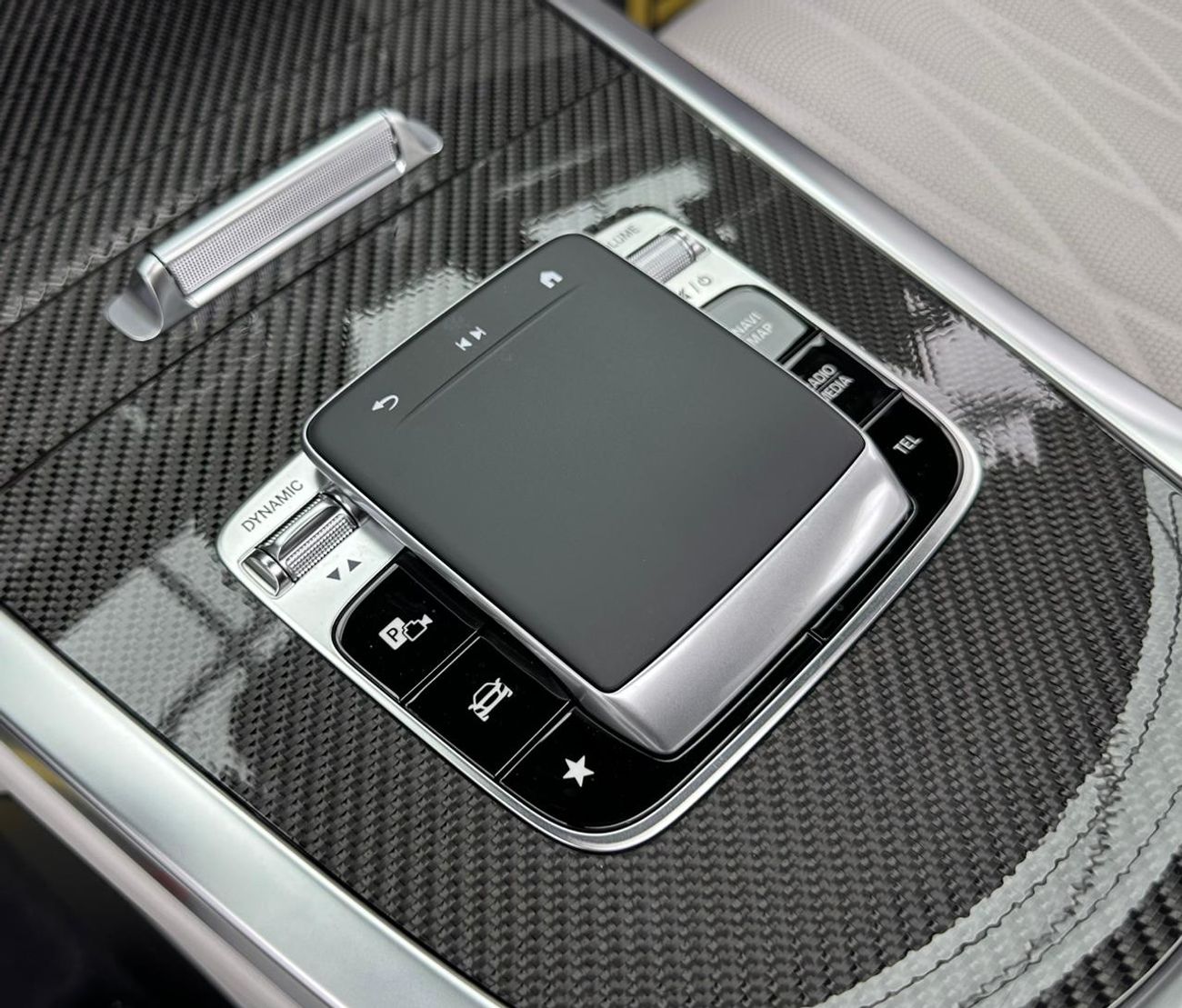 Mercedes-Benz G 63 AMG 2025 Mercedes-Benz G63 AMG Manufaktur Double Night Package, May/2027 Mercedes Warranty, GCC