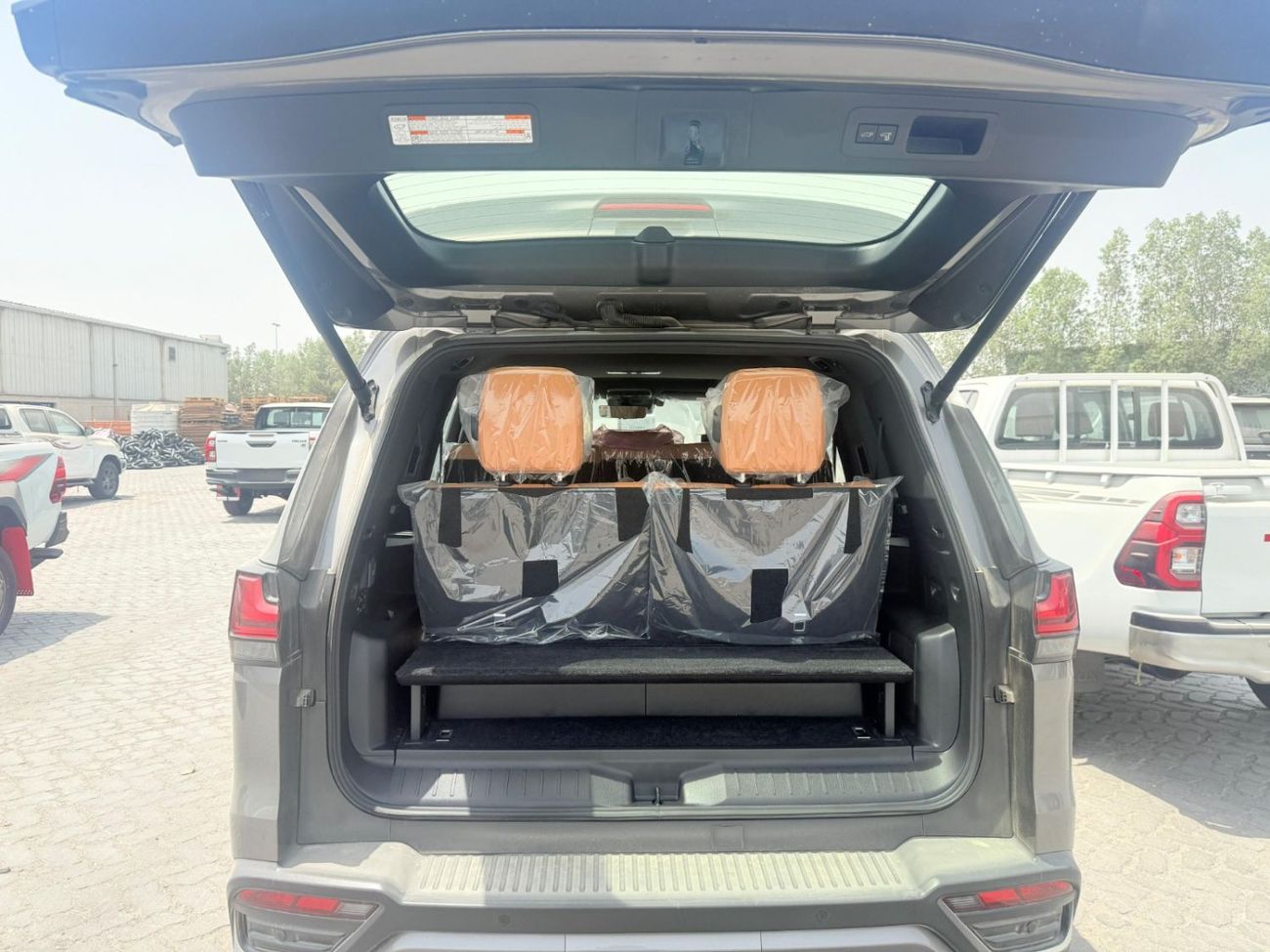 Lexus LX 700h Signature