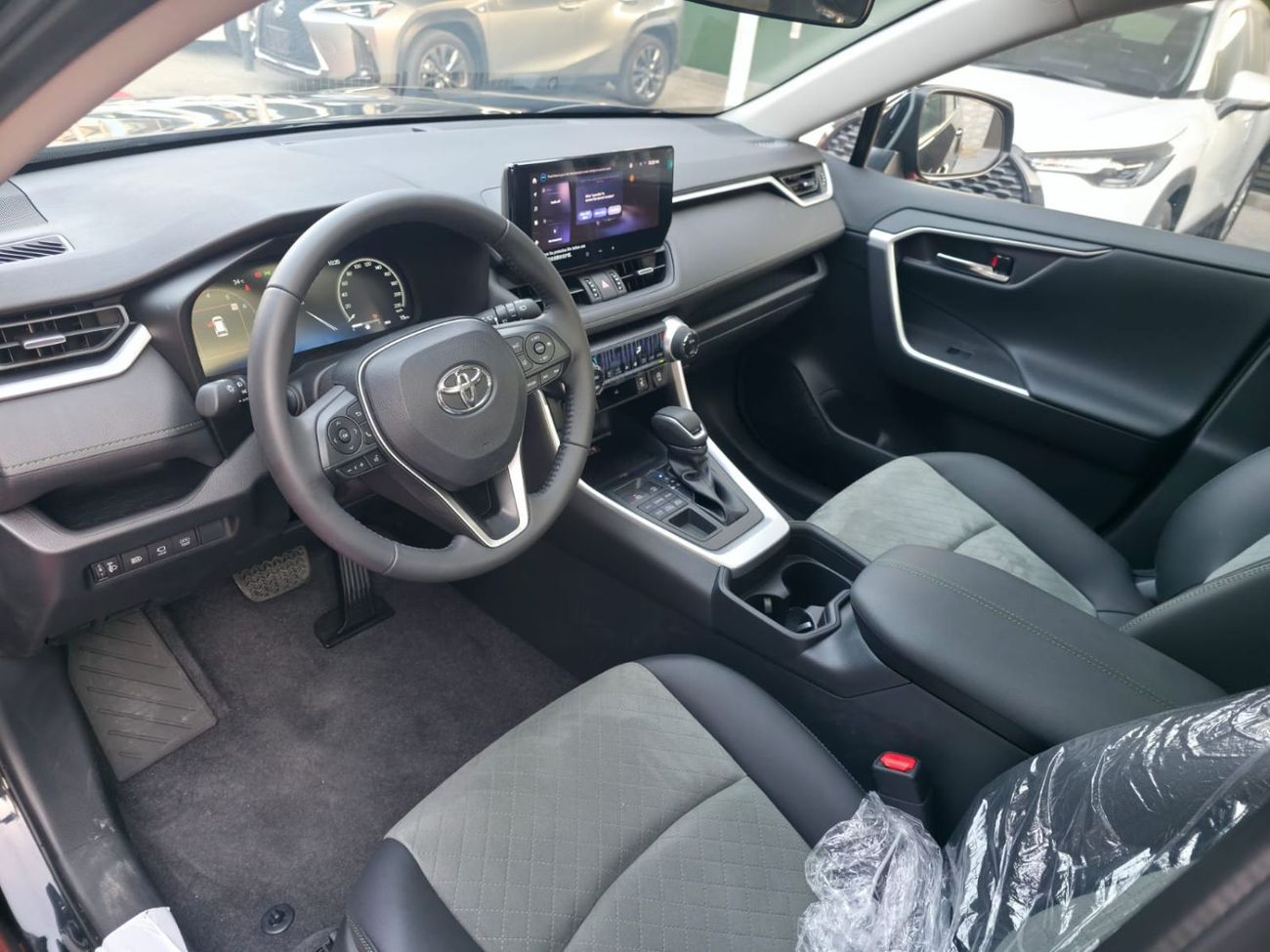 تويوتا راف ٤ 2.5L Adventure