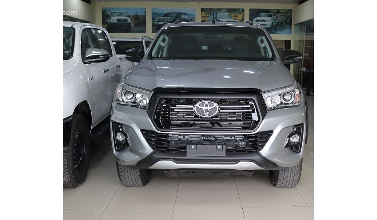 Toyota Hilux Revo  Rocco 2.8G Silver