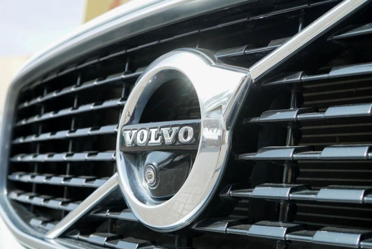 Volvo S90 R Design 90