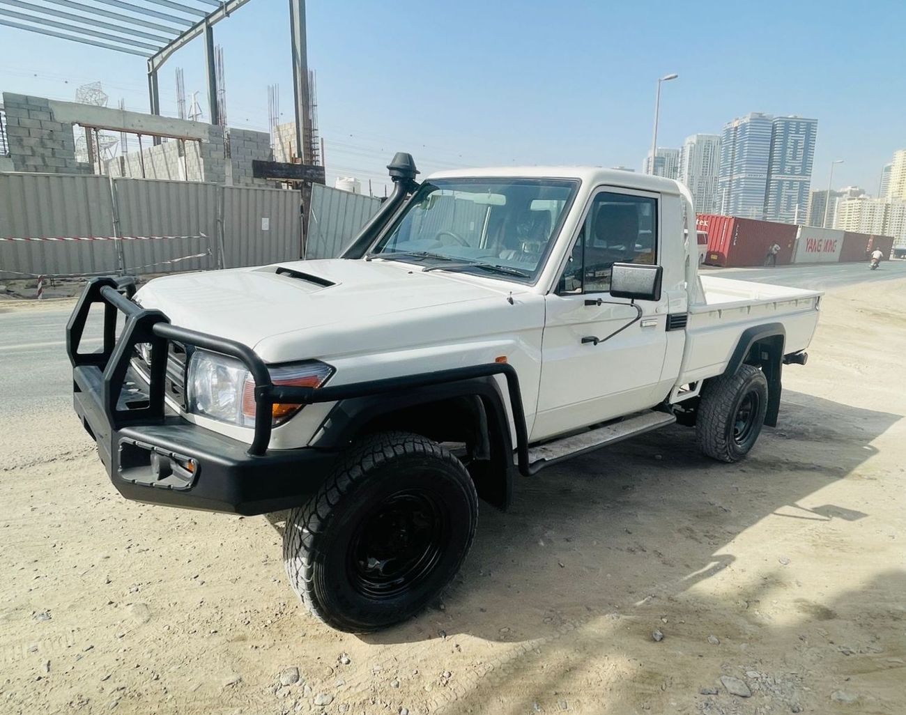 Toyota Land Cruiser Pick Up RIGHT HAND DRIVE ONLY FOR EXPORT 4.5 L 8 CYLIENDER