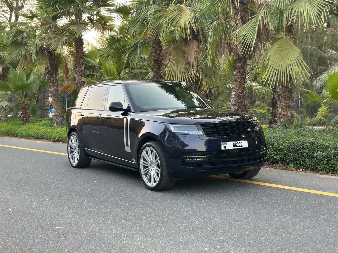 لاند روفر رينج روفر Vogue Autobiography D300 | 2024 | 3.0L V6 DIESEL | 300 HP | 7 SEATER | Perfect Condition