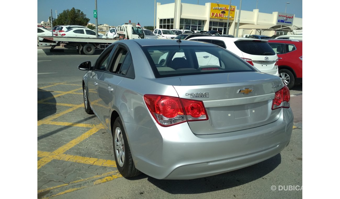 Chevrolet Cruze 2014 SILVER GCC NO PAIN NO ACCIDENT PERFECT