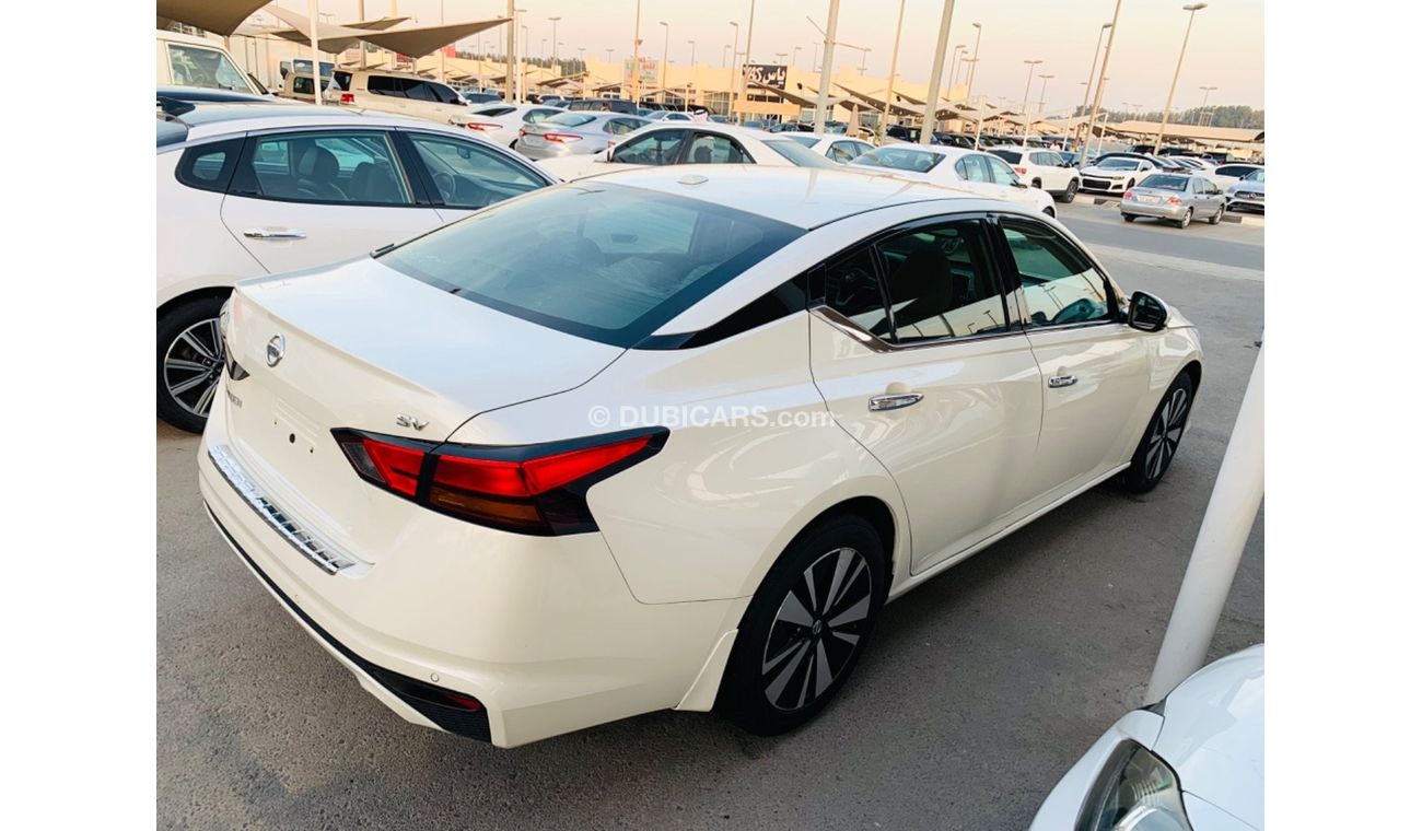Nissan Altima SV