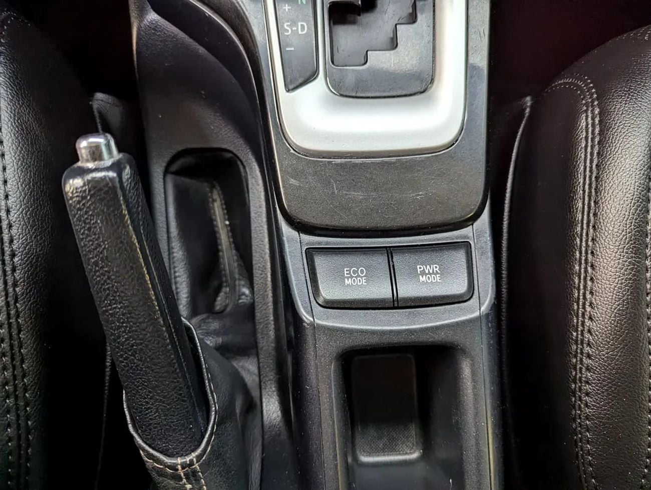 Toyota Fortuner Facelifted V4 2.7L EXR GCC Specs In Excellent Condition