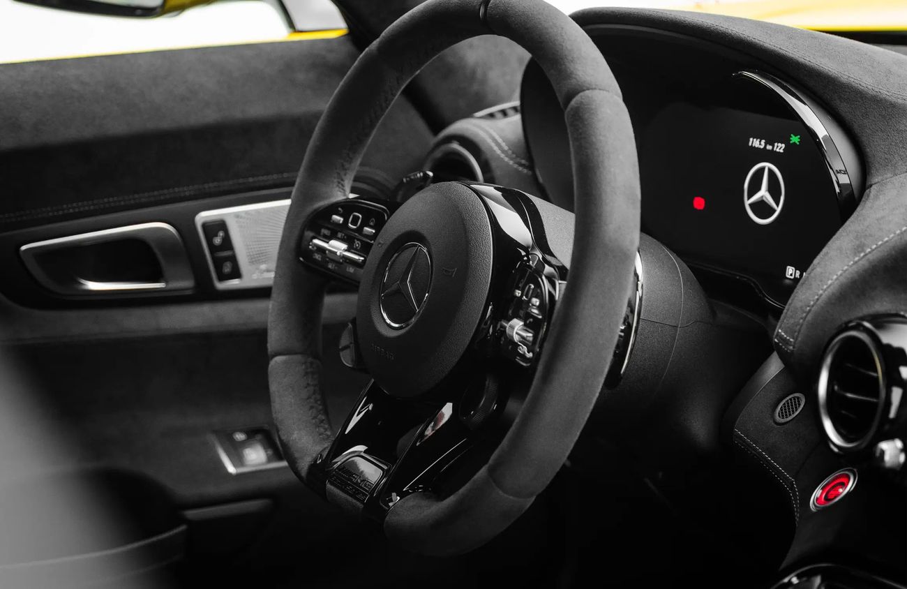 مرسيدس بنز AMG GT 4.0L V-8 Bi-Turbo Engine