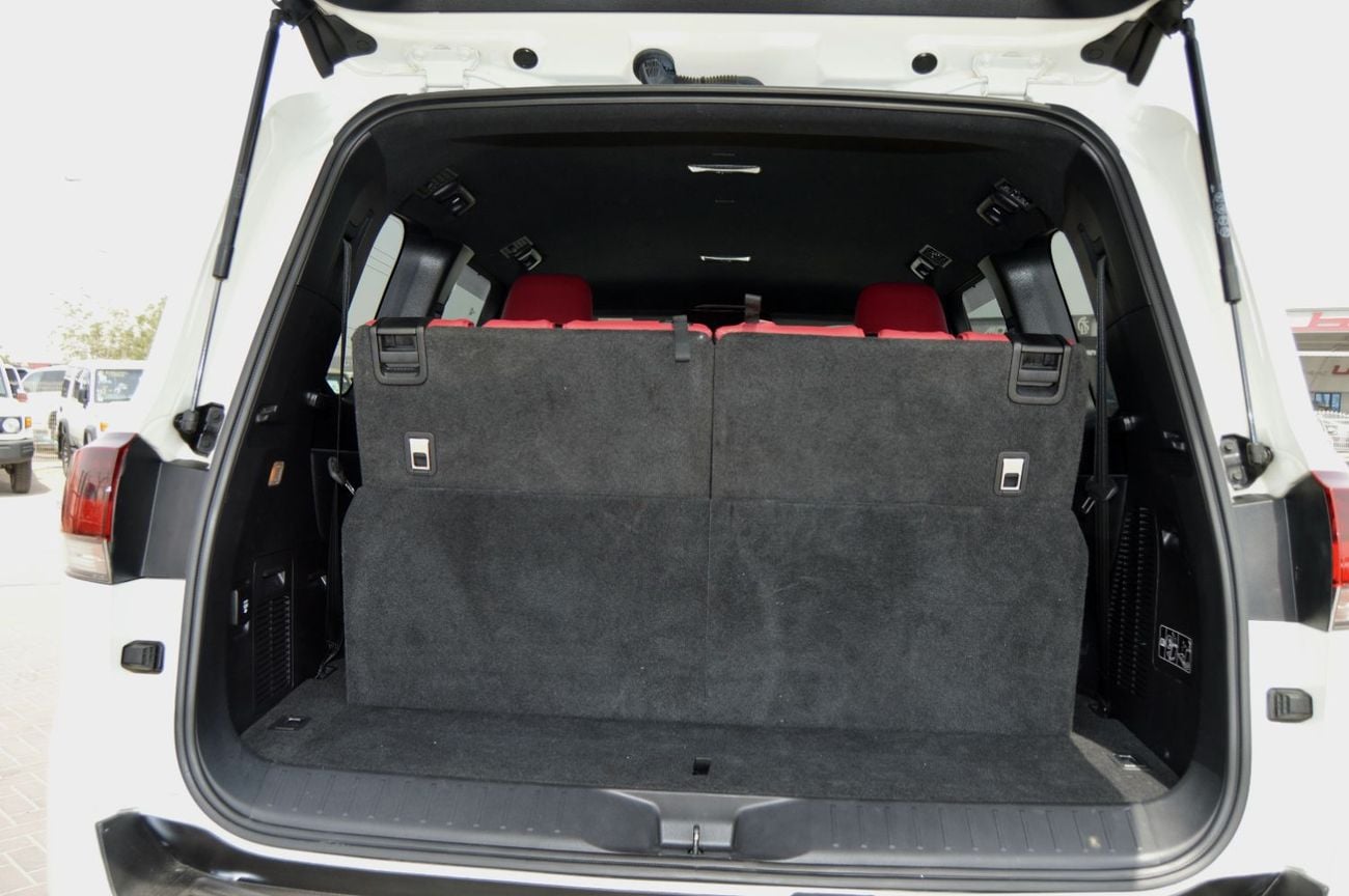 Toyota Land Cruiser GR SPORT