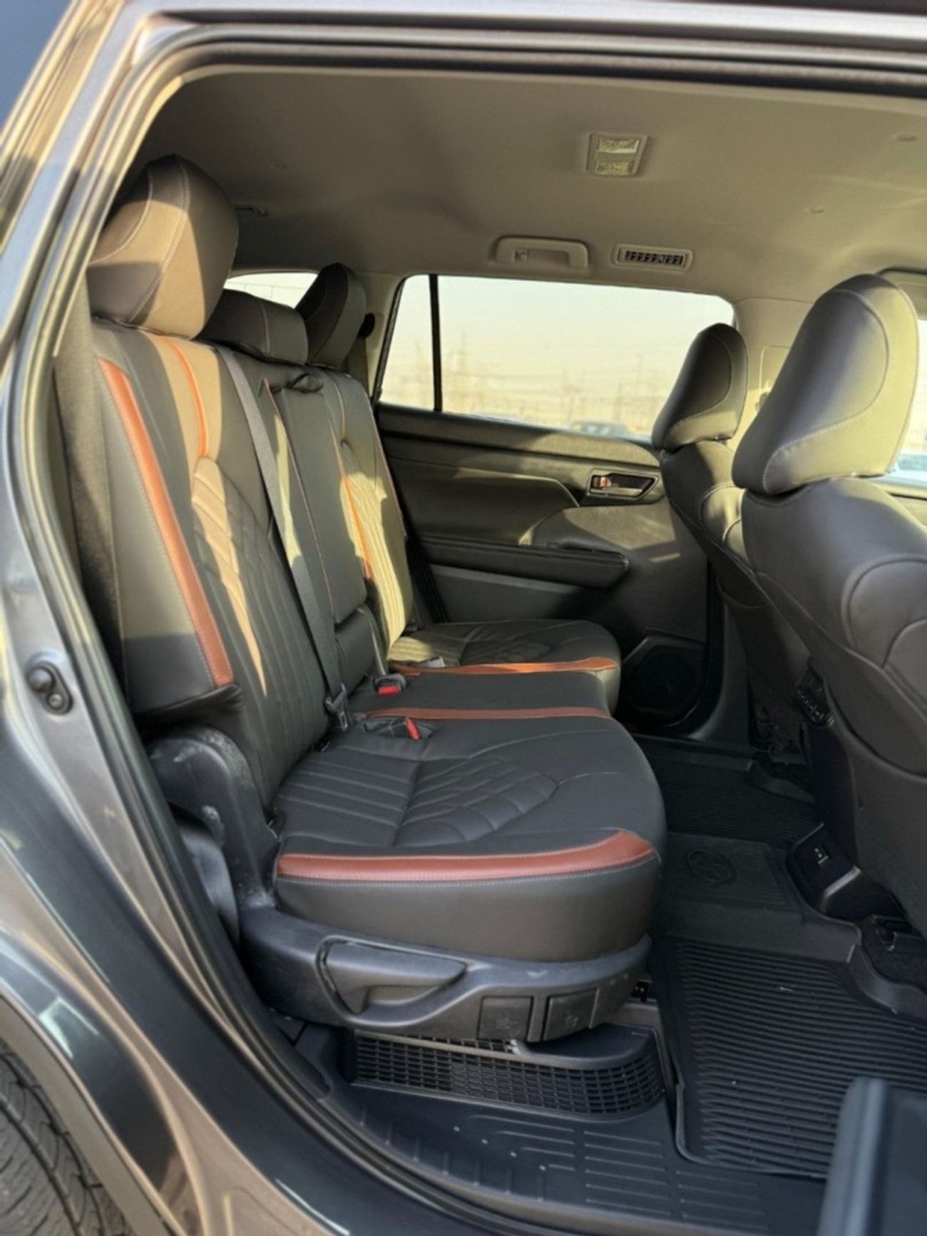 Toyota Highlander Hybrid 2024