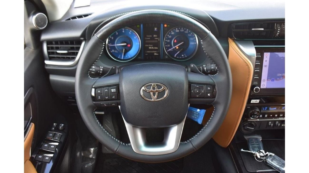 تويوتا فورتونر VXR 4.0L Petrol Automatic