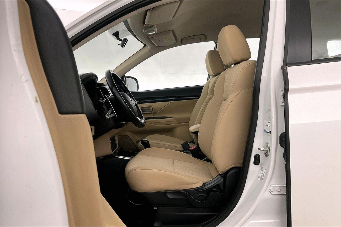 Mitsubishi Outlander GLX Basic | Guaranteed Warranty | 0 Down Payment