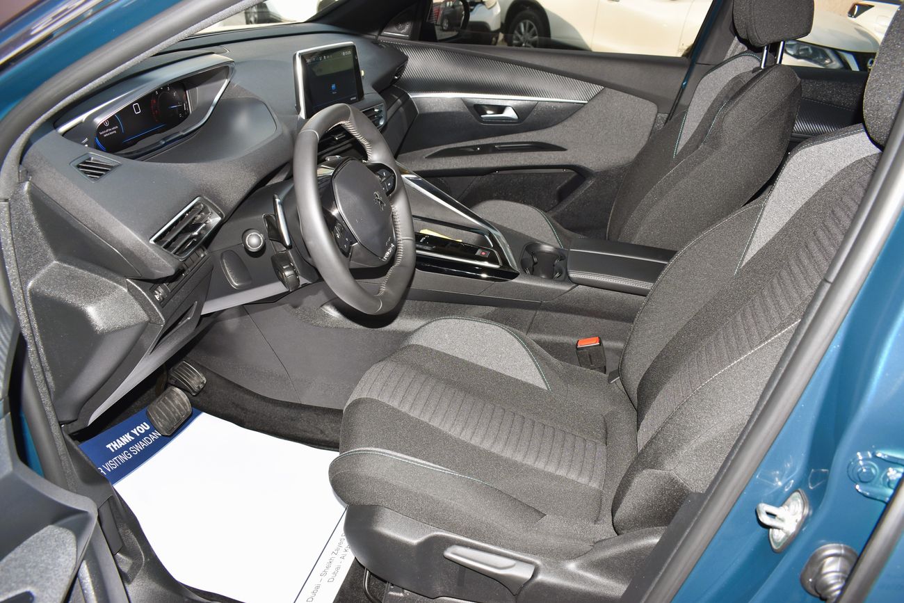 Peugeot 3008 AED 1439 PM ACTIVE 1.6L TC AT GCC FROM AN AUTHORIZED DEALER MANUFACTURER WARRANTY