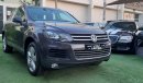 Volkswagen Touareg Gulf - Panorama - Leather - Camera - Screen - Rings - Sensors - Electric Chair Back wing in excellen