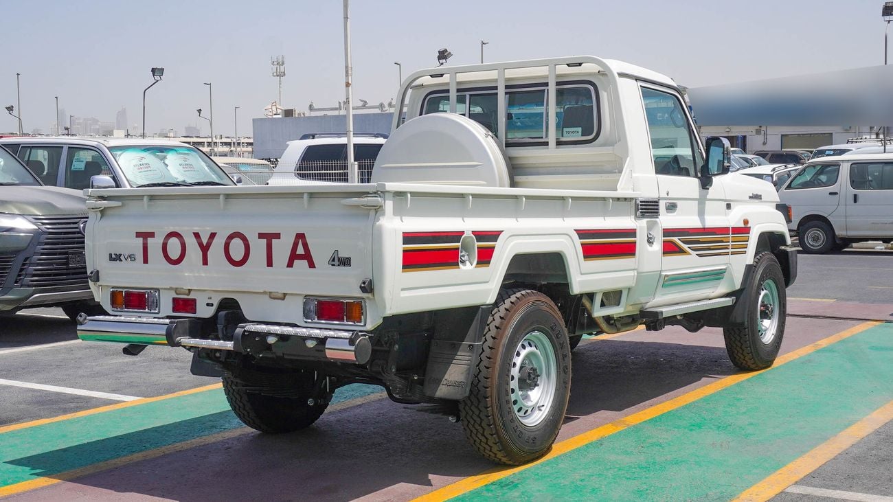 Toyota Land Cruiser Pick Up 4.0L V6 Single Cabin M/T