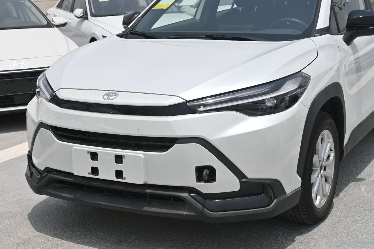 تويوتا فرونتلاندر STD Leading 2.0L Hybrid, Color White