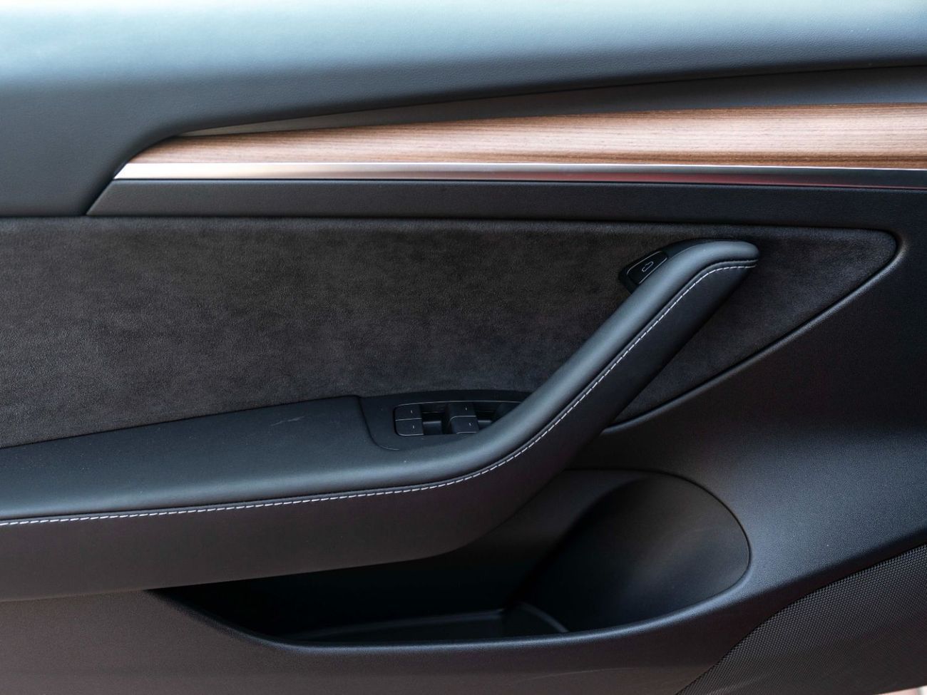 Tesla Model 3 Long Range (AWD)