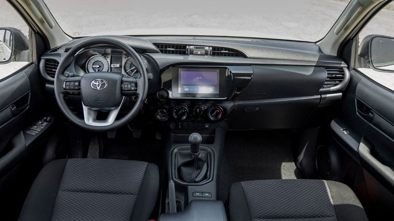 Toyota Hilux HILUX 2.4L MED OPTION DIESEL 2024